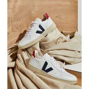 Veja Men's V-10 Sneakers Minimalist White size 11